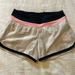 Lululemon women’s shorts size 4
